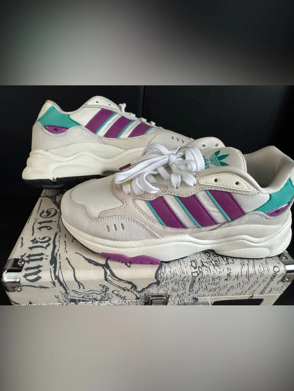 Addidas RETROPY F90 'OFF WHITE SONIC FUCHSIA'